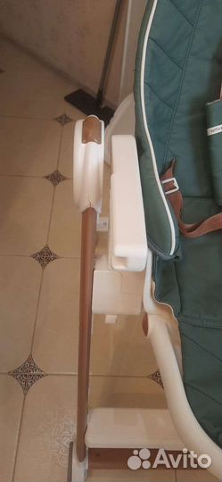 Стульчик для кормления happy baby berny v2