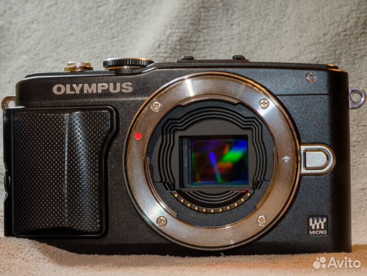 Olympus PEN E-PL5 + 14-42mm II R