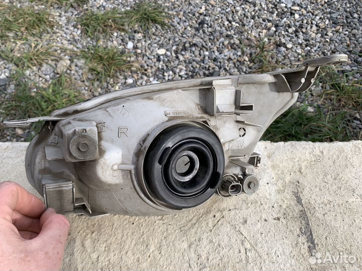 Фара corolla spacio 111