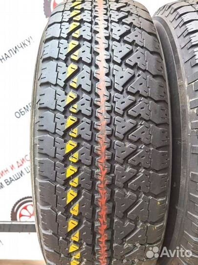 Kumho Road Venture AT 825 265/70 R16 108M