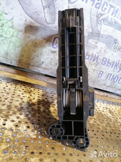 Педаль газа Mercedes-Benz M-класс