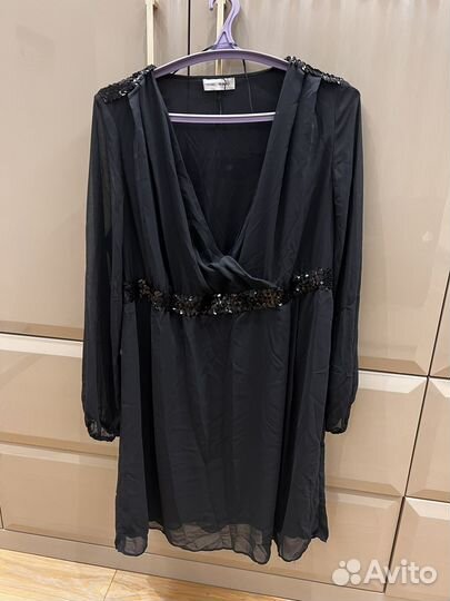 Платье новое с пайетками fiorella rubino