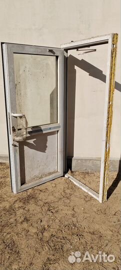 Дверь входная алюминиевая