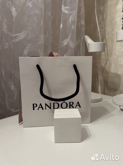 Сережки pandora оригинал