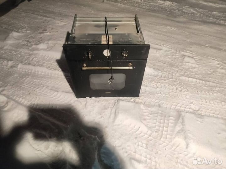 Духовой шкаф бу Zanussi