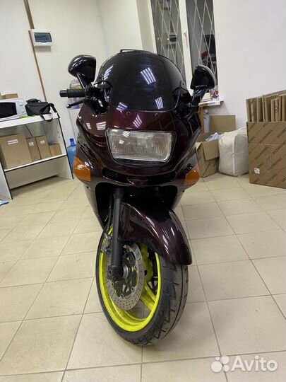 Kawasaki zzr400-2