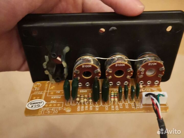 Панель управления для колонок Sven