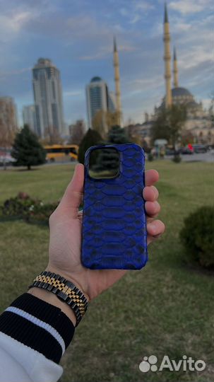 Чехлы из питона на iPhone 15 pro max