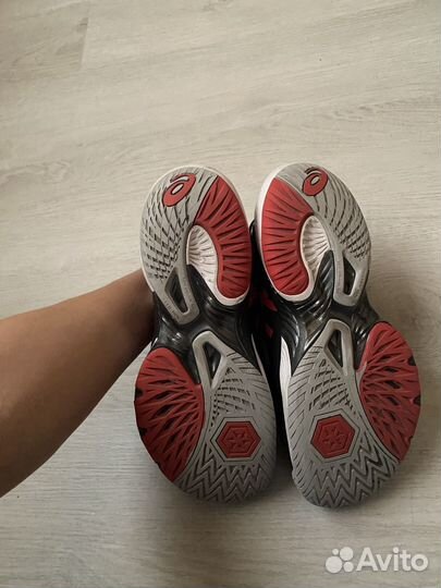 Кроссовки asics metarise