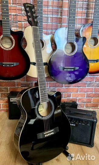 Акустическая гитара с подключением