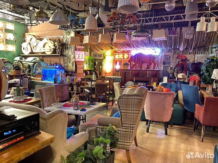 Закрыля ресторан продаю мебель и оборудование