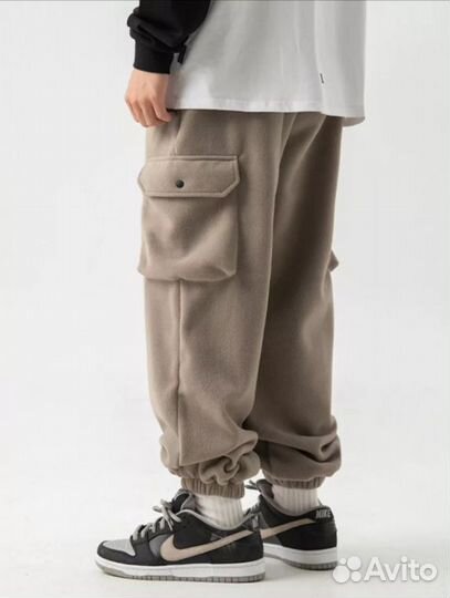 Утепленные бежевые флисовые штаны на резинке