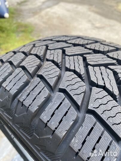 Комлпект колес R15 185/65/15 зима Michelin