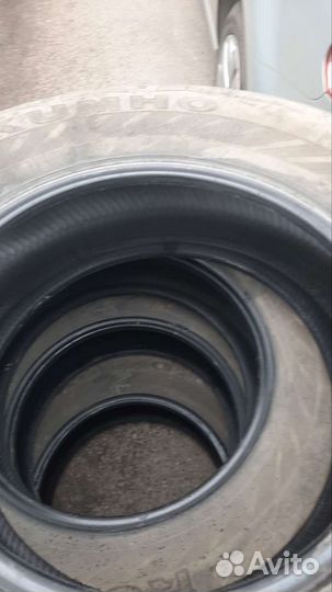 Kumho Ecsta HS51 235/75 R16