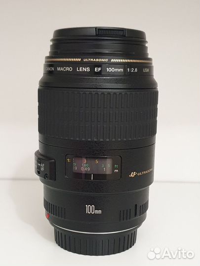Canon EF 100mm f/2.8 Macro USM