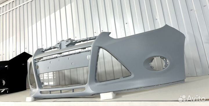 Бампер передний на Ford Focus 3 - Оригинал