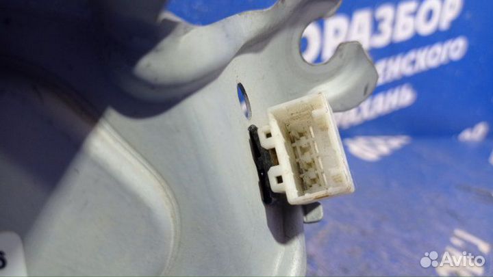 Моторчик заднего дворника Hyundai Solaris хэтчбек