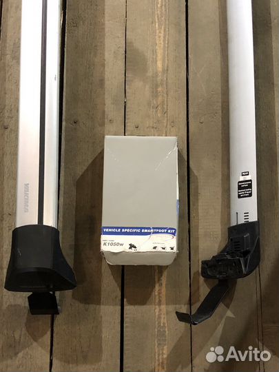 Поперечины Yakima на рейлинги автомобиля + упоры