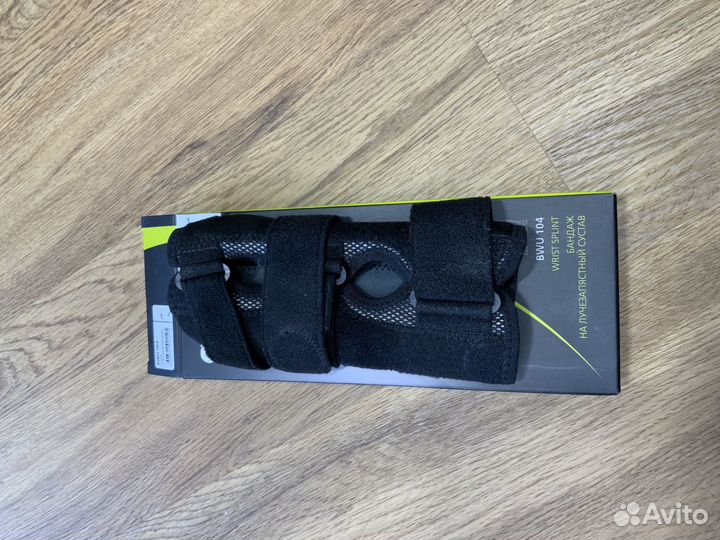Бандаж на лучезапястный сустав, размер L