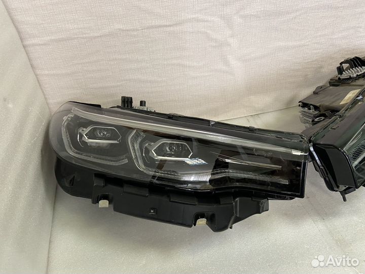 Фары комплект на BMW G07 x7 LED передние в сборе