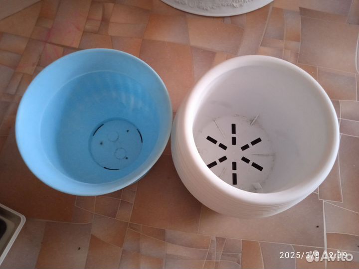 Горшки для цветов