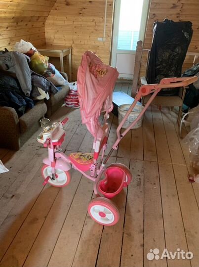 Детский велосипед с ручкой