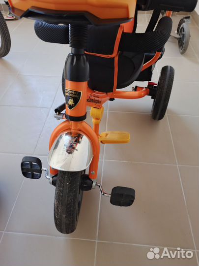 Велосипед трёхколёсный коляска