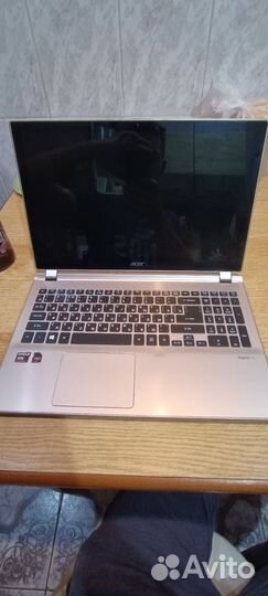 Acer v5-552PG