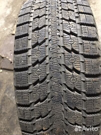 Toyo Observe GSi-5 265/65 R17