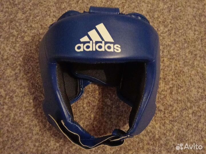 Боксерский шлем adidas