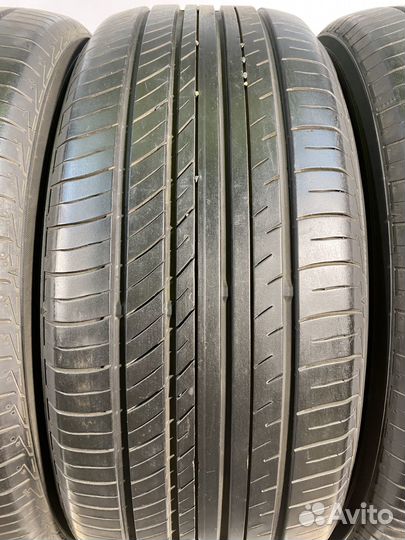 Yokohama Advan dB V552 225/55 R17 102W