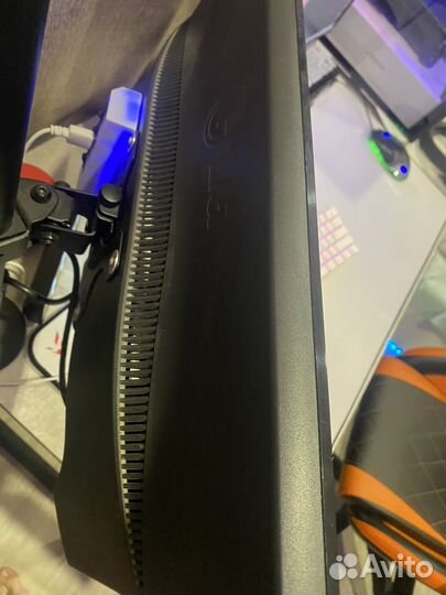 Монитор lg 22