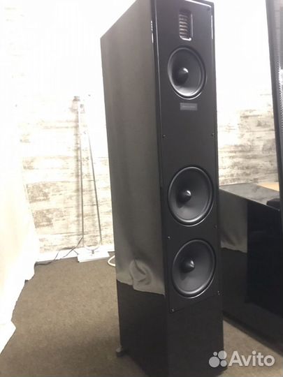 Martin Logan Motion 60 XTi High Gloss Black