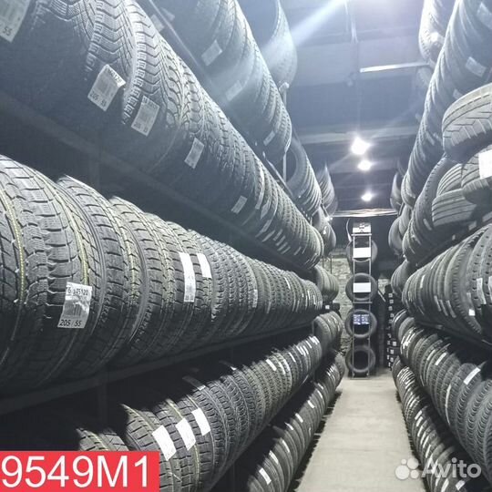 Bridgestone Blizzak VRX2 235/45 R17 89L