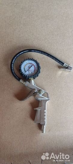 Манометр для шин