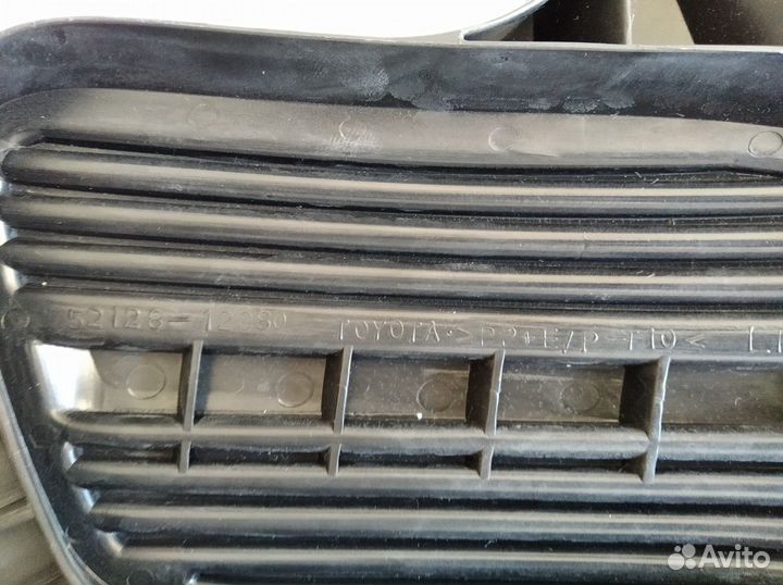 Заглушка В Бампер Toyota Corolla 02-04 Lh