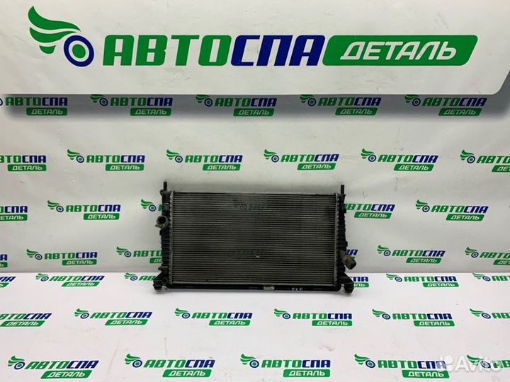 Радиатор охлаждения двигателя Volvo V50 B4184S11