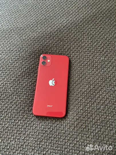 Телефон iPhone 11
