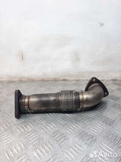 Приемная труба глушителя Volkswagen Passat седан