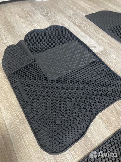 Резиновые коврики соты ваз