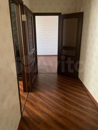 2-к. квартира, 65 м², 8/10 эт.