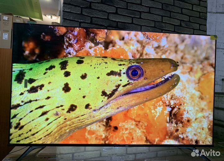 Огромный безрамочный телевизор 163 см(есть всё)