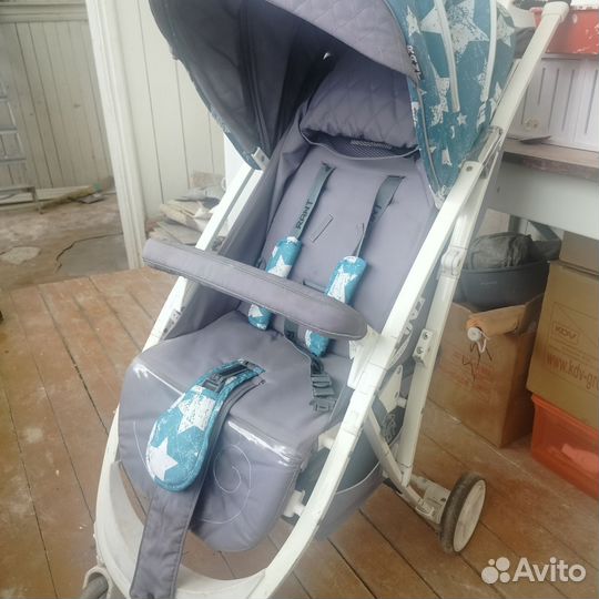 Прогулочная коляска