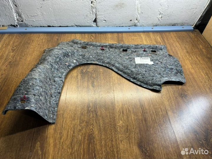 Шумоизоляция задняя правая Volvo Xc90 внедорожник