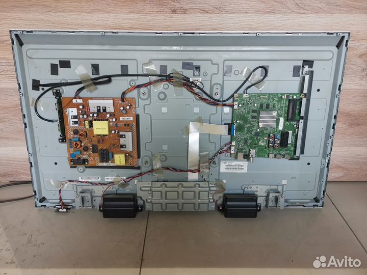 Телевизор Philips 40PFT5501 (Разбор)(По запчастям)