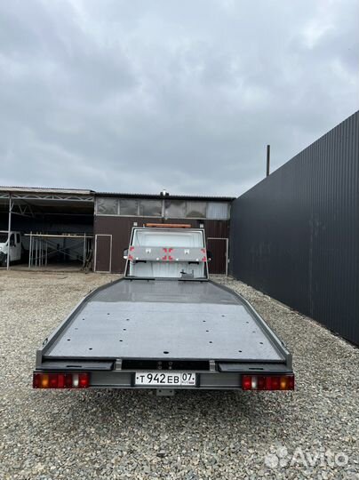 Платформа эвакуатора с документами