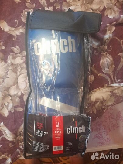 Боксерские перчатки clinch