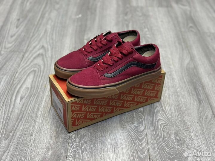 Кроссовки Vans