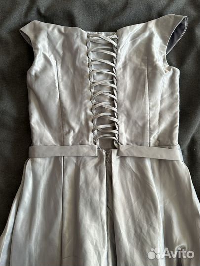 Платье на шнуровке 46 размера