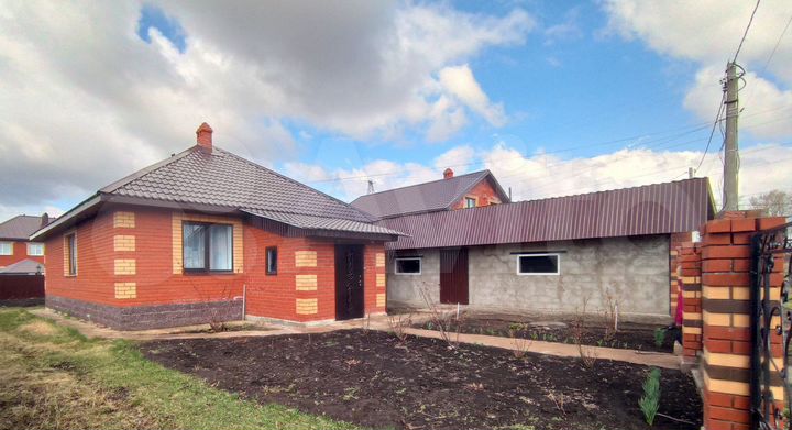 Дом 90 м² на участке 6,5 сот.